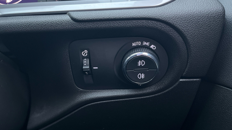 Vauxhall Grandland 1.2 Turbo Ultimate 5dr Auto Petrol Hatchback